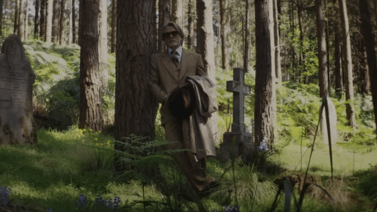 『ナイブズ・アウト3』となる『ナイブズ・アウト：ウェイク・アップ・デッドマン』　写真：Netflix/Screengrab
